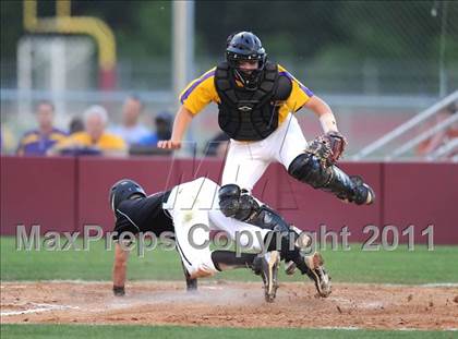 Thumbnail 2 in Lovejoy vs Sanger (3A Region 2 Area Playoffs) photogallery.