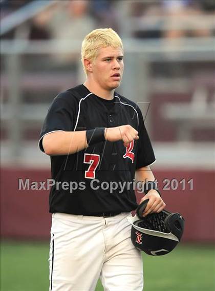 Thumbnail 2 in Lovejoy vs Sanger (3A Region 2 Area Playoffs) photogallery.