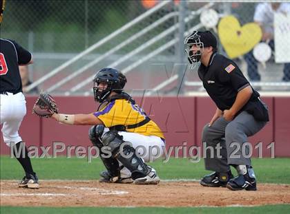 Thumbnail 3 in Lovejoy vs Sanger (3A Region 2 Area Playoffs) photogallery.