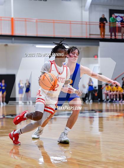 Thumbnail 3 in Drew Central vs. Bergman (AAA 3A State Playoff first round) photogallery.