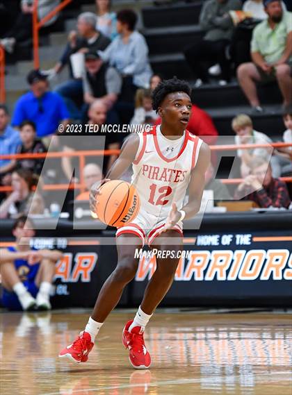 Thumbnail 2 in Drew Central vs. Bergman (AAA 3A State Playoff first round) photogallery.