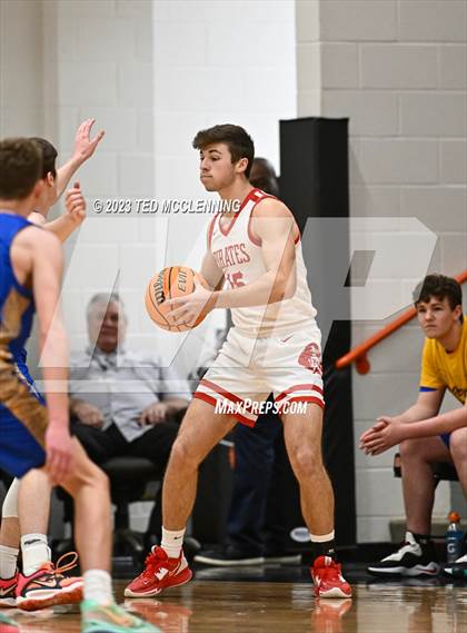 Thumbnail 2 in Drew Central vs. Bergman (AAA 3A State Playoff first round) photogallery.