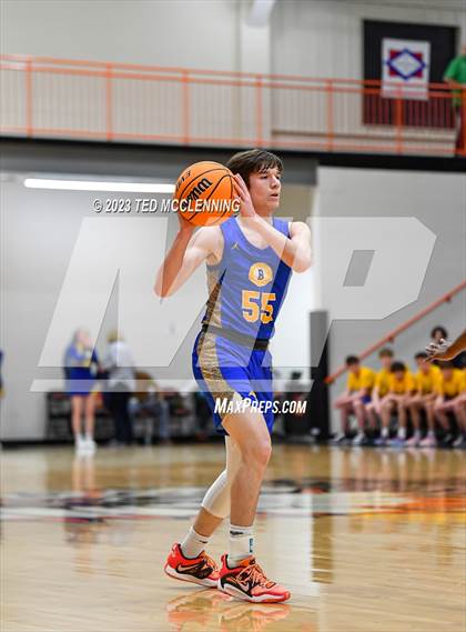 Thumbnail 3 in Drew Central vs. Bergman (AAA 3A State Playoff first round) photogallery.