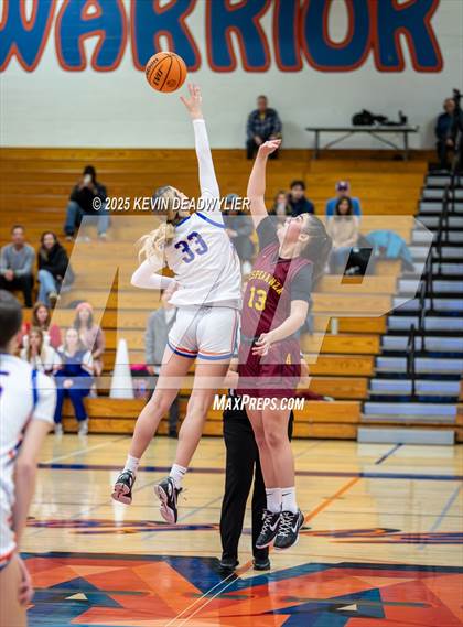 Thumbnail 3 in Westlake vs. Esperanza (CIF SS Division 1 Round 1) photogallery.
