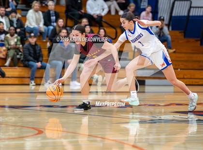 Thumbnail 3 in Westlake vs. Esperanza (CIF SS Division 1 Round 1) photogallery.