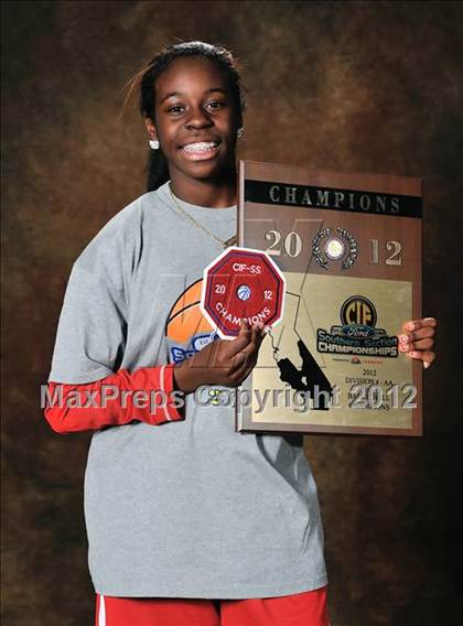 Thumbnail 2 in Serra (CIF SS D4AA Final - Award Photos) photogallery.