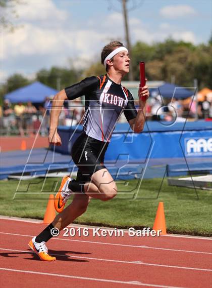 Thumbnail 2 in CHSAA Track and Field Championships photogallery.