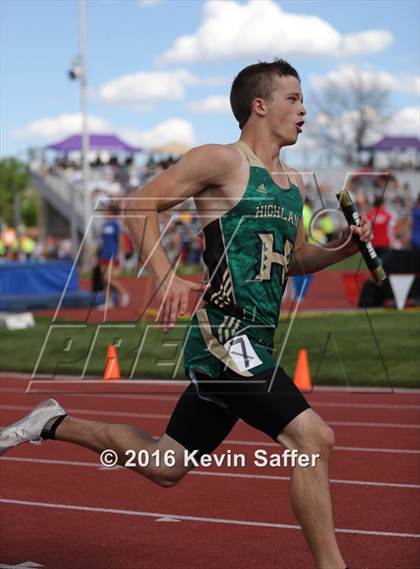Thumbnail 3 in CHSAA Track and Field Championships photogallery.
