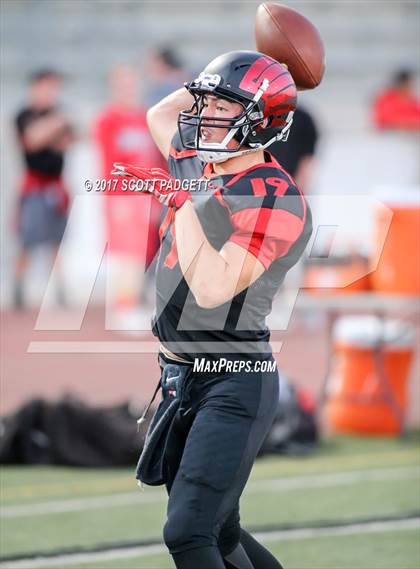 Thumbnail 1 in Great Oak @ Murrieta Valley photogallery.