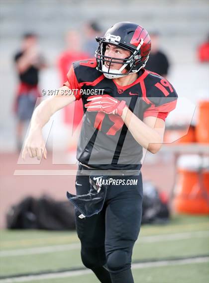 Thumbnail 3 in Great Oak @ Murrieta Valley photogallery.