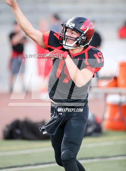 Thumbnail 2 in Great Oak @ Murrieta Valley photogallery.
