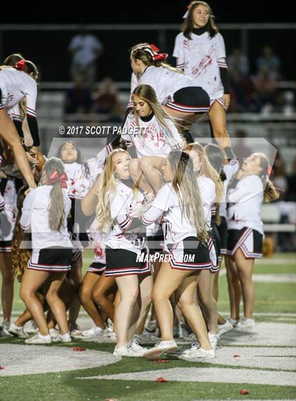 Thumbnail 3 in Great Oak @ Murrieta Valley photogallery.