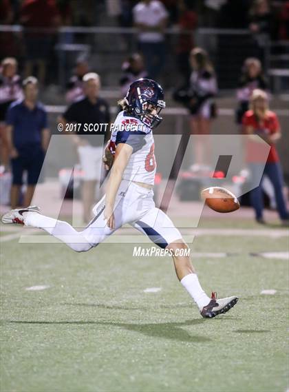 Thumbnail 1 in Great Oak @ Murrieta Valley photogallery.