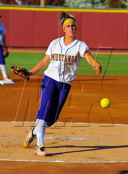 Thumbnail 2 in Ironwood Ridge vs. Sunrise Mountain (AIA D2 Final) photogallery.