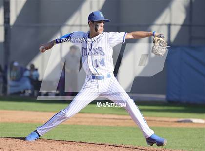 Thumbnail 1 in Santana @ Eastlake photogallery.