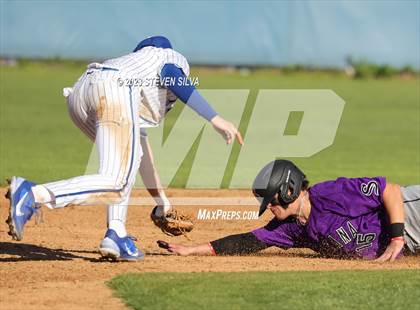 Thumbnail 3 in Santana @ Eastlake photogallery.
