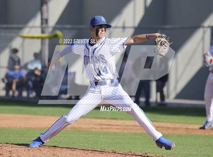 Thumbnail 3 in Santana @ Eastlake photogallery.