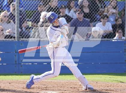 Thumbnail 3 in Santana @ Eastlake photogallery.