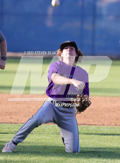 Thumbnail 3 in Santana @ Eastlake photogallery.