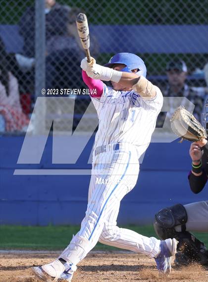 Thumbnail 1 in Santana @ Eastlake photogallery.