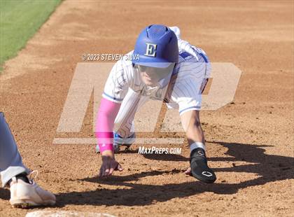 Thumbnail 2 in Santana @ Eastlake photogallery.