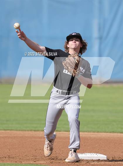 Thumbnail 3 in Santana @ Eastlake photogallery.