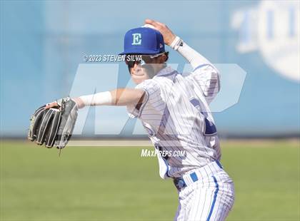 Thumbnail 3 in Santana @ Eastlake photogallery.