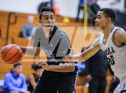 Thumbnail 1 in El Camino Real vs Loyola (17th Annual Rose City Round ball Classic) photogallery.
