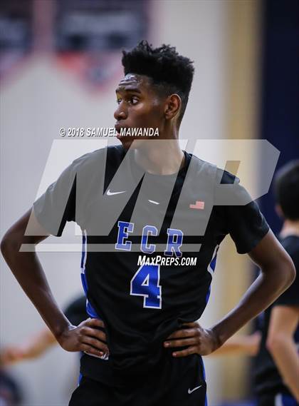 Thumbnail 1 in El Camino Real vs Loyola (17th Annual Rose City Round ball Classic) photogallery.