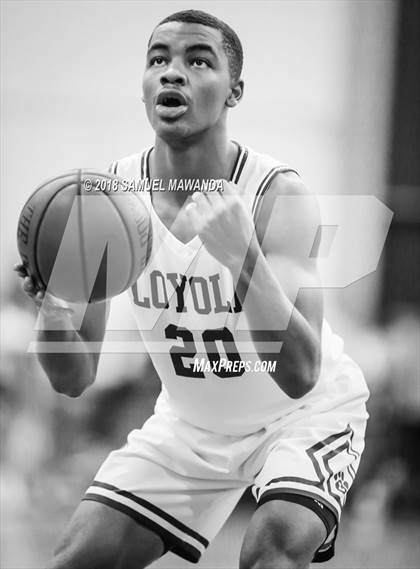 Thumbnail 3 in El Camino Real vs Loyola (17th Annual Rose City Round ball Classic) photogallery.