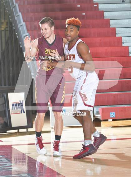 Thumbnail 3 in Liberty vs. Simi Valley (Rancho Mirage Holiday Invitational) photogallery.