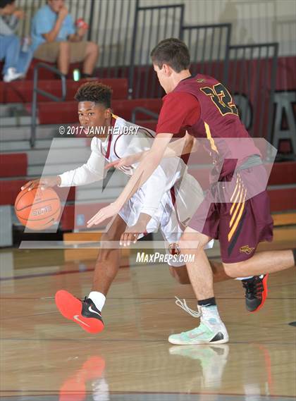 Thumbnail 1 in Liberty vs. Simi Valley (Rancho Mirage Holiday Invitational) photogallery.