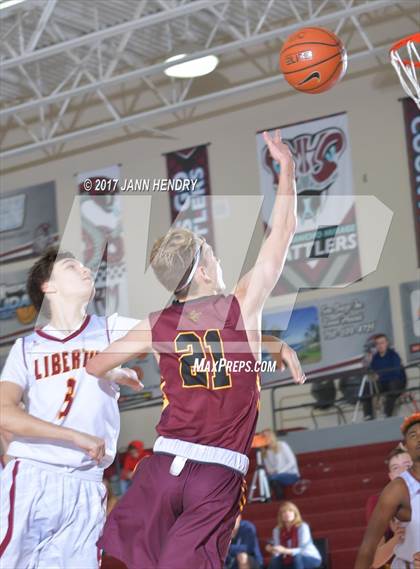 Thumbnail 3 in Liberty vs. Simi Valley (Rancho Mirage Holiday Invitational) photogallery.