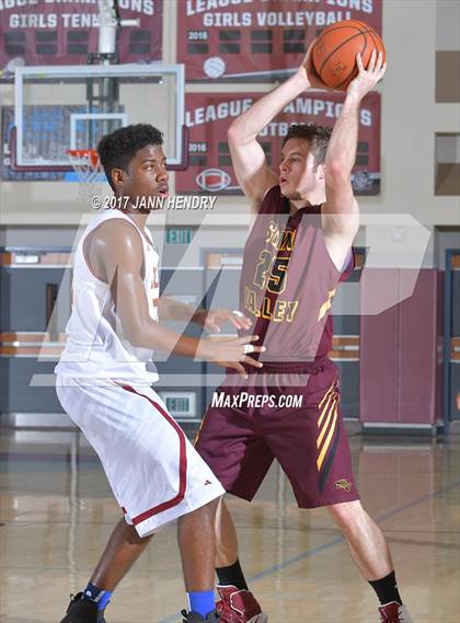 Thumbnail 1 in Liberty vs. Simi Valley (Rancho Mirage Holiday Invitational) photogallery.