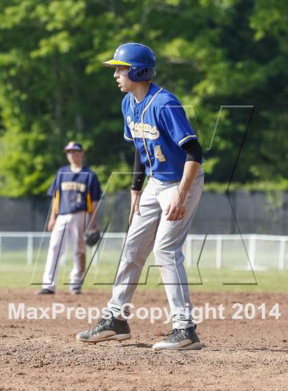 Thumbnail 2 in Haddam-Killingworth vs. Weston (CIAC Class M 2nd Round) photogallery.