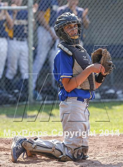 Thumbnail 3 in Haddam-Killingworth vs. Weston (CIAC Class M 2nd Round) photogallery.