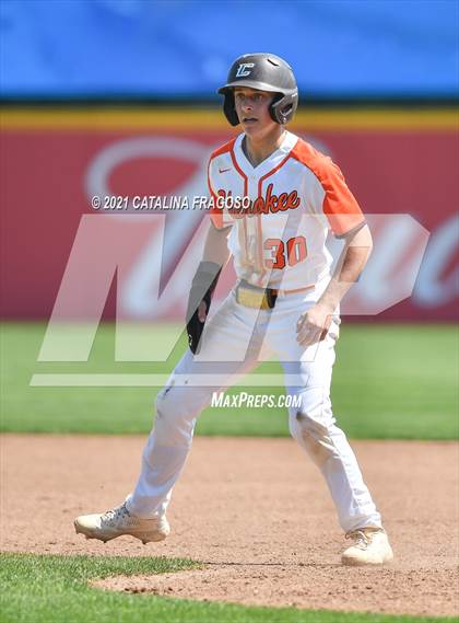 Thumbnail 3 in Cherokee vs Shawnee photogallery.