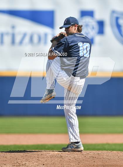 Thumbnail 1 in Cherokee vs Shawnee photogallery.