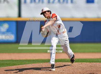 Thumbnail 1 in Cherokee vs Shawnee photogallery.