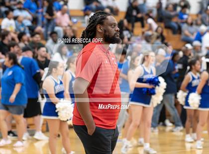 Thumbnail 2 in Sterling vs. Crosby photogallery.