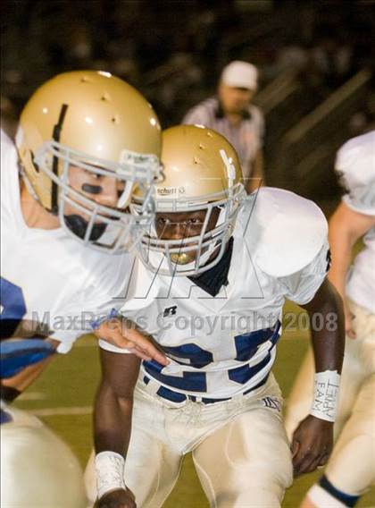 Thumbnail 3 in West Ranch vs. Notre Dame photogallery.