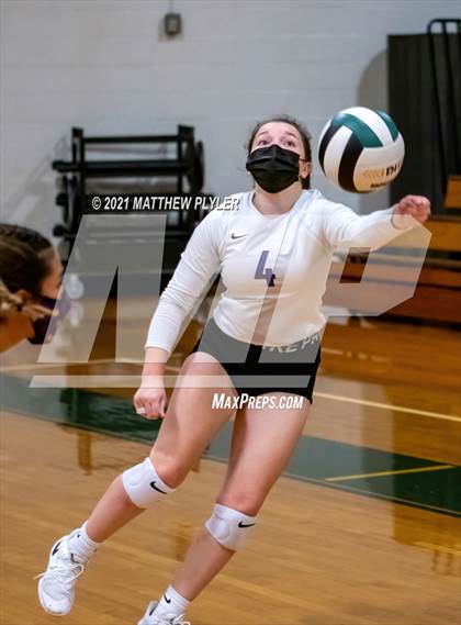 Thumbnail 1 in Jack Britt vs. Pine Forest photogallery.