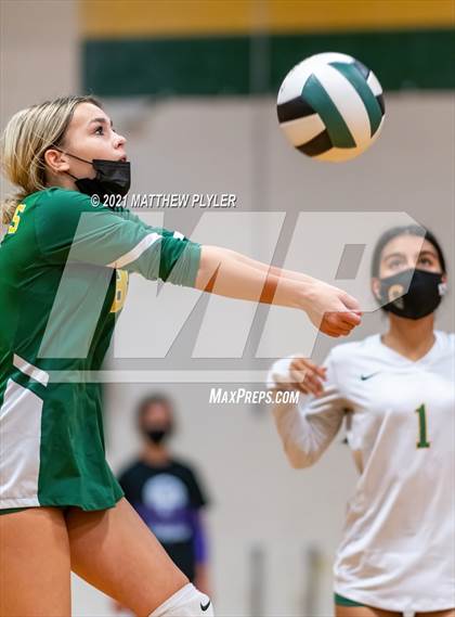 Thumbnail 1 in Jack Britt vs. Pine Forest photogallery.