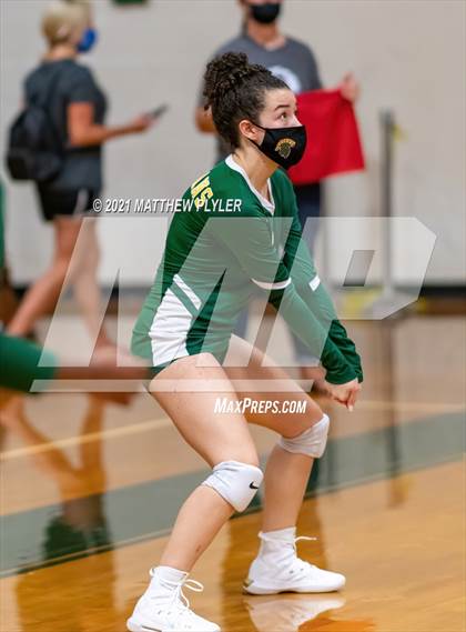 Thumbnail 1 in Jack Britt vs. Pine Forest photogallery.