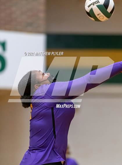 Thumbnail 3 in Jack Britt vs. Pine Forest photogallery.