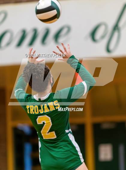 Thumbnail 1 in Jack Britt vs. Pine Forest photogallery.