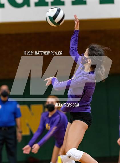 Thumbnail 2 in Jack Britt vs. Pine Forest photogallery.