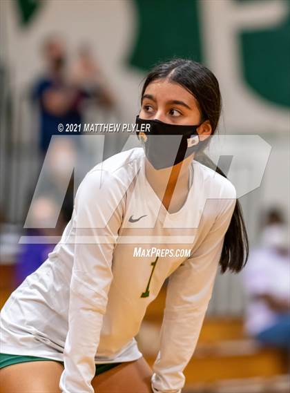Thumbnail 2 in Jack Britt vs. Pine Forest photogallery.