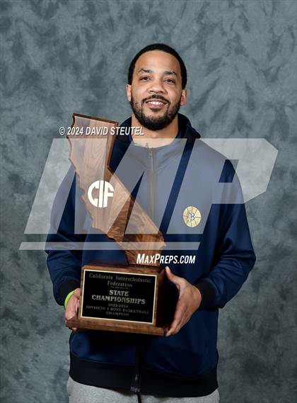 Thumbnail 2 in St. John Bosco (CIF State D1 Awards) photogallery.
