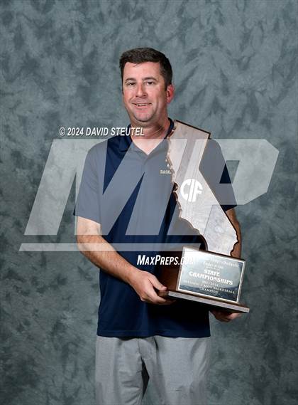 Thumbnail 1 in St. John Bosco (CIF State D1 Awards) photogallery.